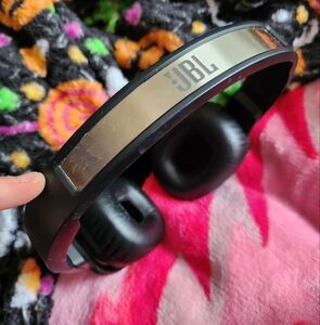 JBL J56 BT Bluetooth Over The Hear Headphones